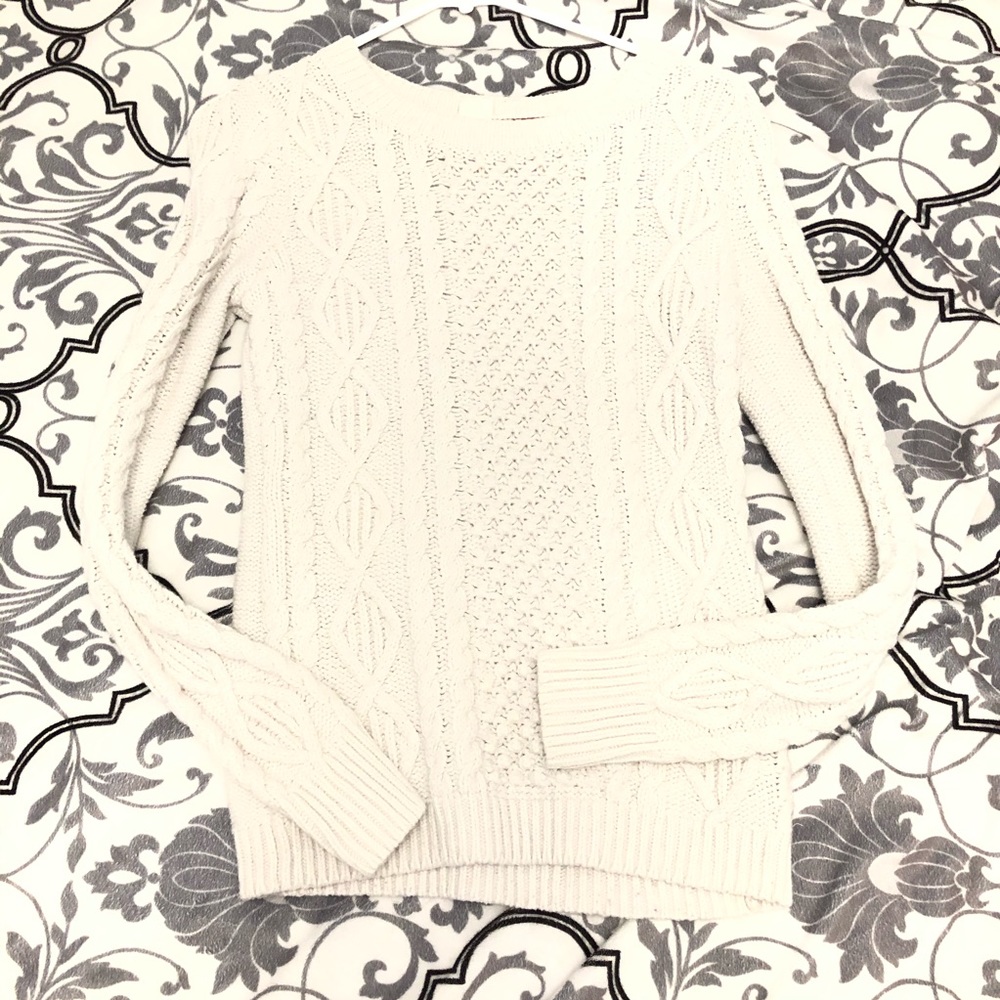Knit sweater Label of Graded Goods